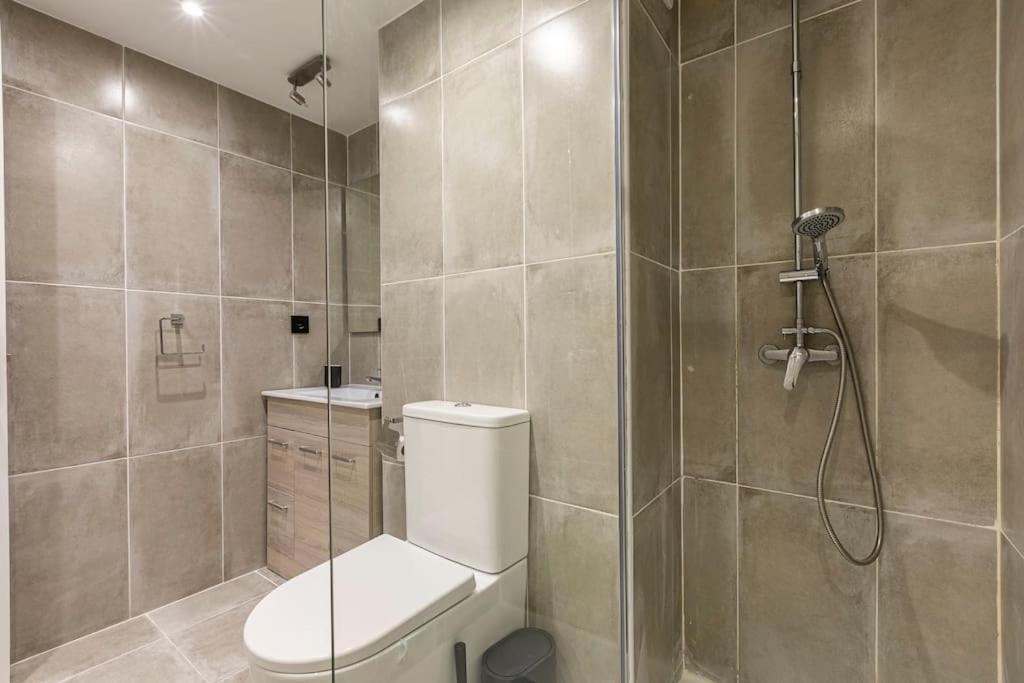 Spacious Duplex Steps To Puerto Banus Apartment *