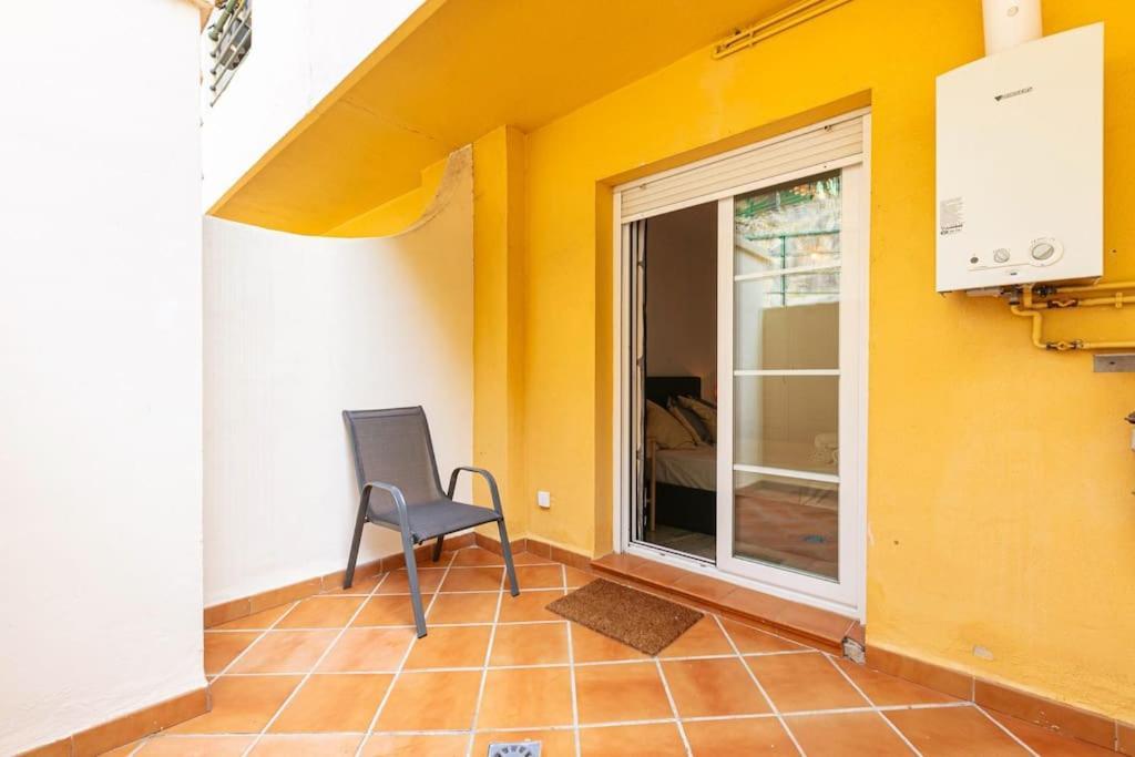 Apartment Spacious Duplex Steps To Puerto Banus *