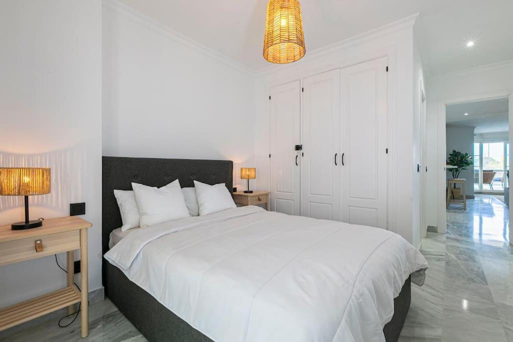 Spacious Duplex Steps To Puerto Banus